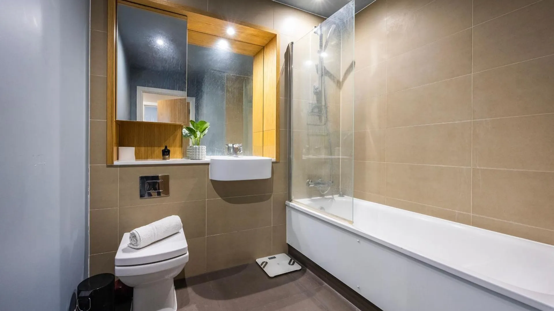 Apartment Luxury 1 Bedroom Near Westfield Stratford - 10 Min Walk London
